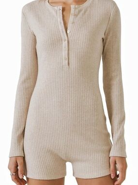 Grey Lab Ribbed Long Sleeve Romper in Oatmeal Size Large NWT